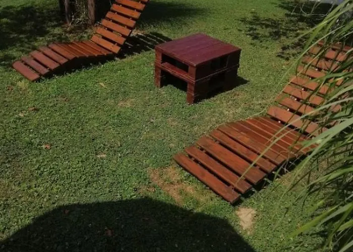 Zocevica Tatil Evi Rogaca (Lucani)